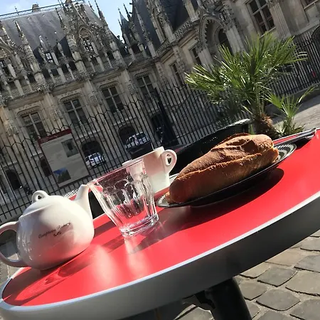 Hotel Les Initiés 2*