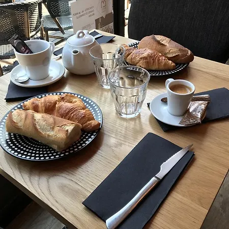 Hotel Les Inities 2*