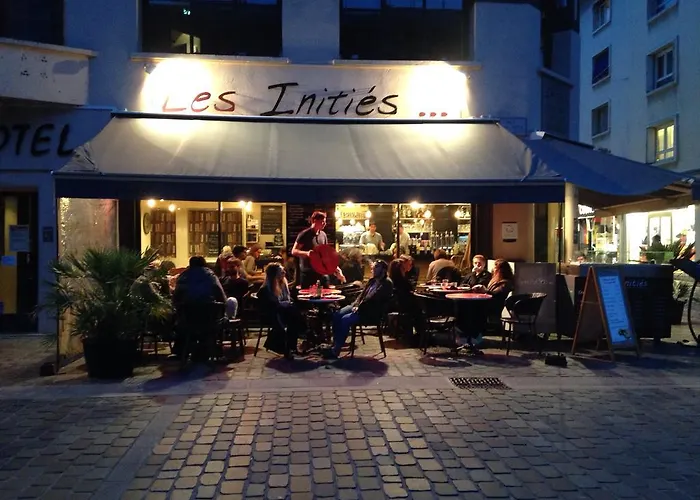 Les Inities روان